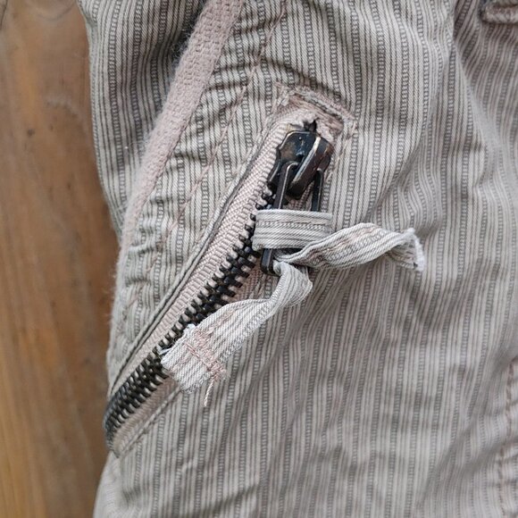 ATTRACTIVE Pin Stripe Woman's CARGO SKIRT Size 12 Dalia Collection - Picture 5 of 12